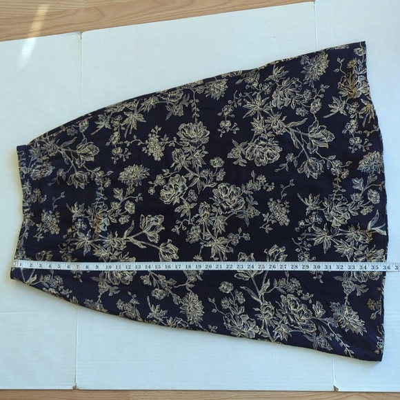 Talbots Pure Silk Floral A-Line Lined Maxi Skirt 8 Navy Blue Cream - Picture 15 of 15